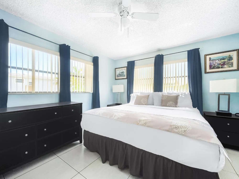 Neptune Oceanfront Rentals Main image